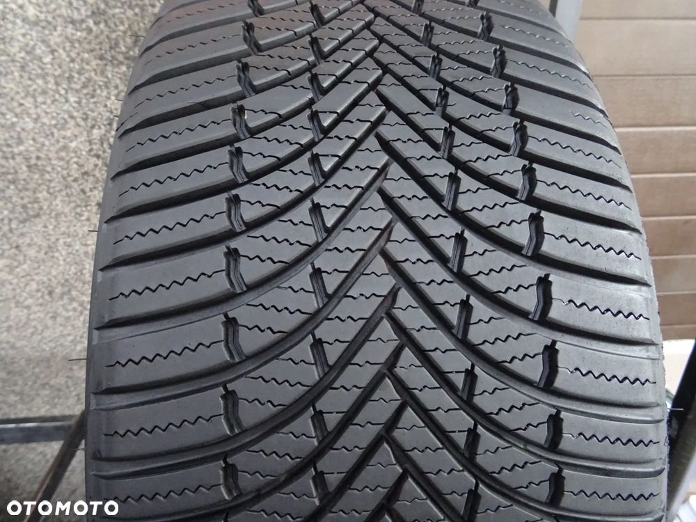 225/40/R18 92Y Extra loud Firestone Multiseason - 1