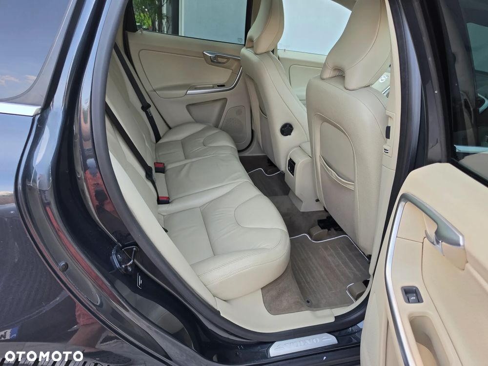 Volvo XC 60 - 14