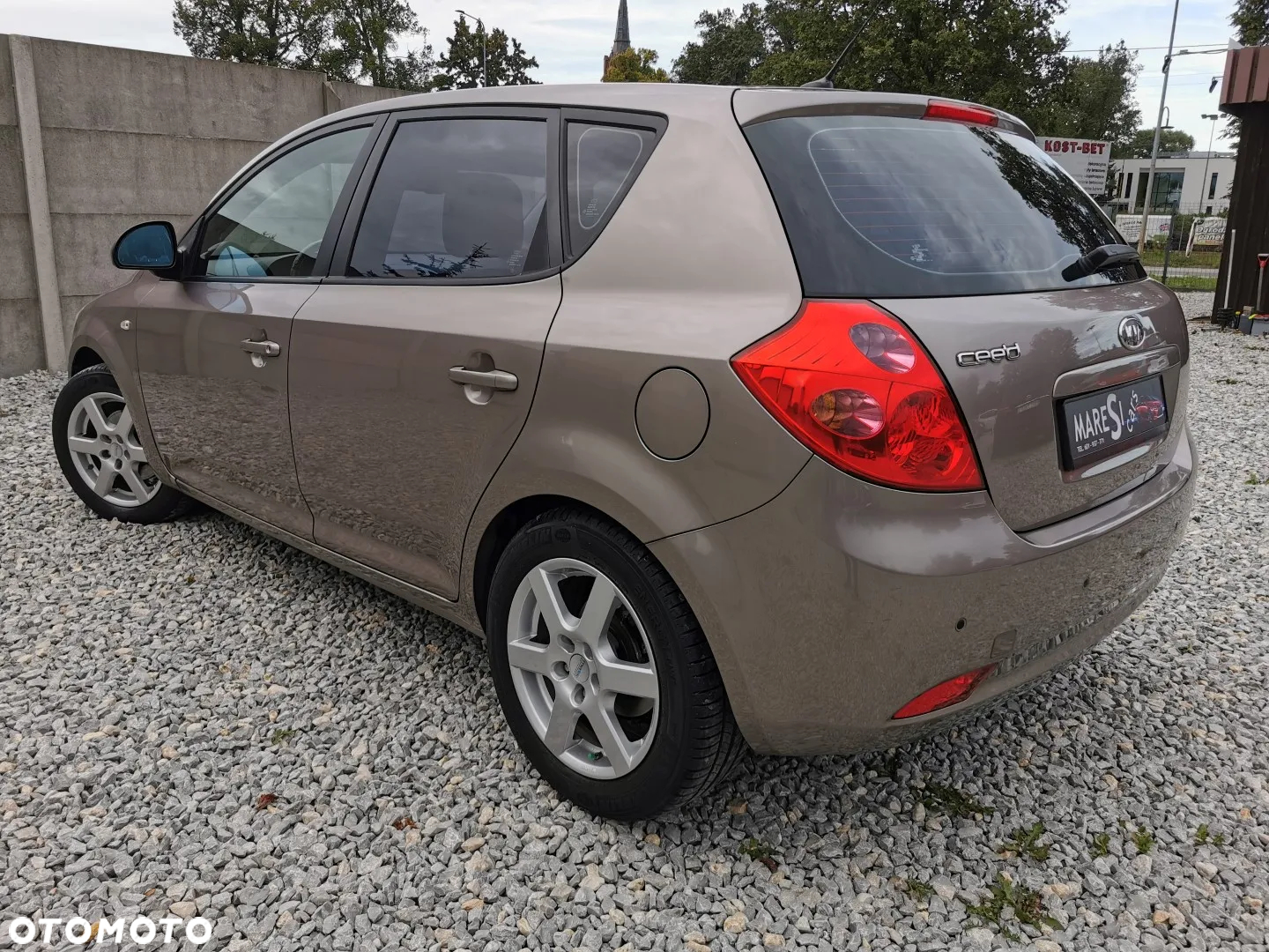 Kia Ceed - 6