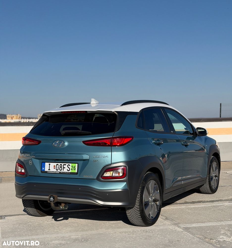 Hyundai KONA Premium - 4