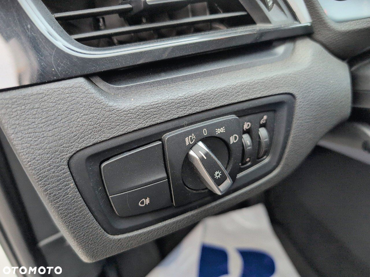 BMW X1 xDrive20i Advantage - 15
