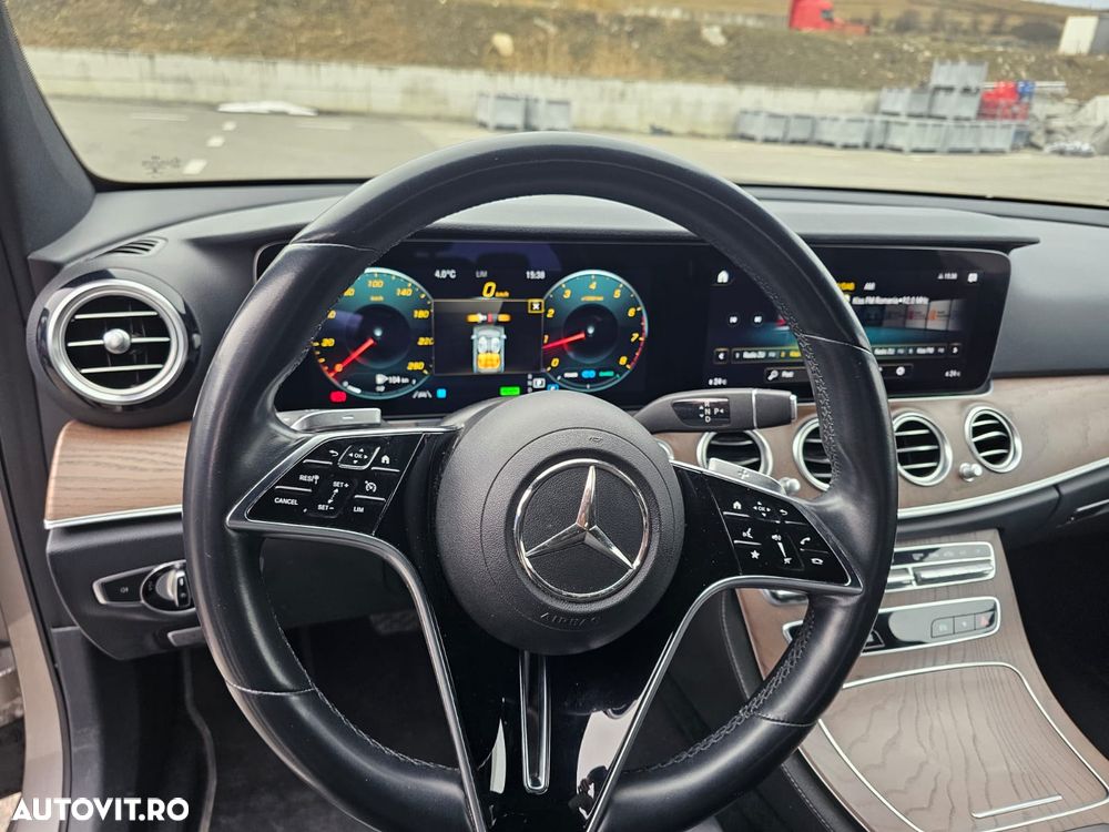Mercedes-Benz E 200 MHEV 4MATIC Aut. - 11