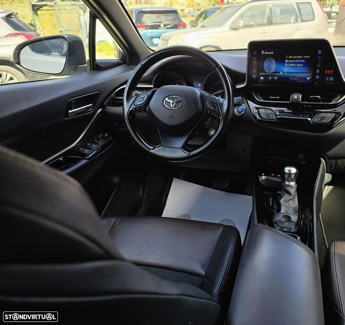 Toyota C-HR 1.8 HSD Exclusive+P.Luxury - 17
