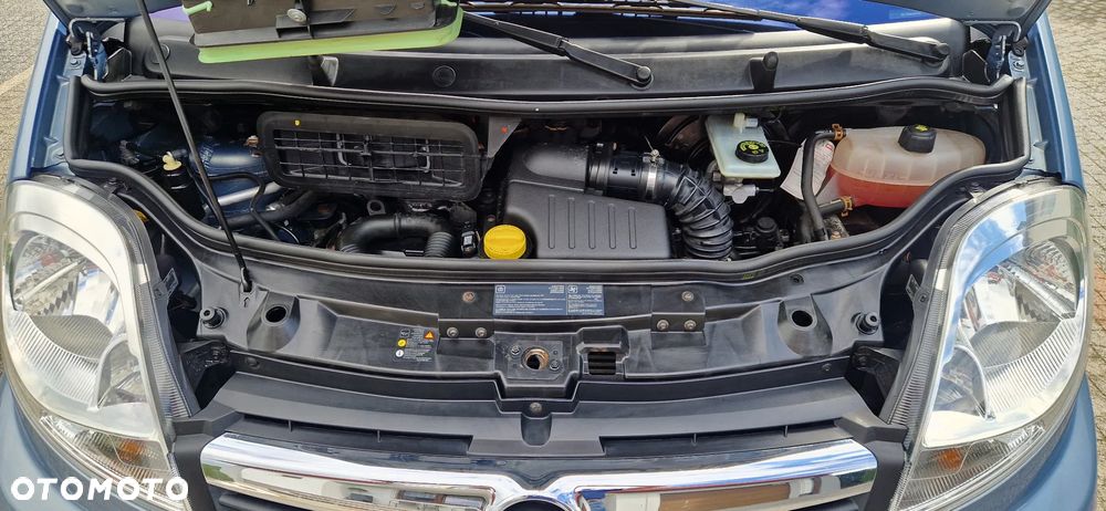 Opel Vivaro - 33