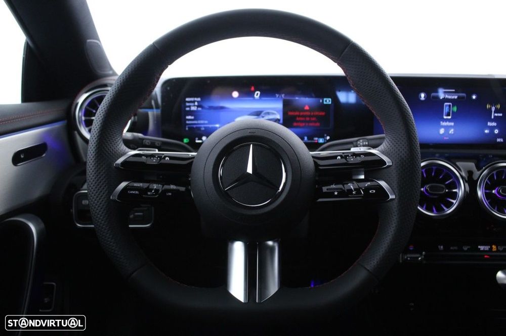 Mercedes-Benz CLA 180 d Shooting Brake AMG Line Aut. - 19