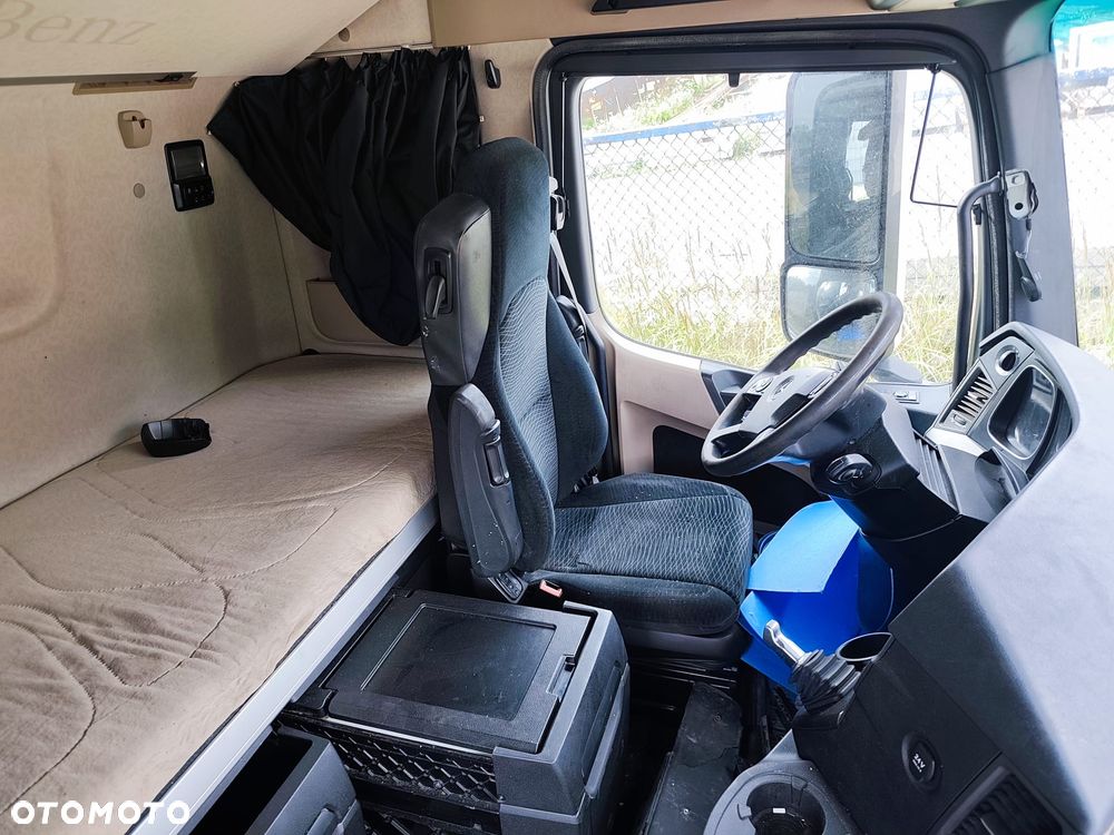 Mercedes-Benz Actros - 13