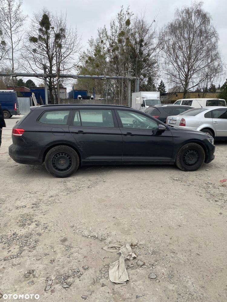 Volkswagen Passat - 3