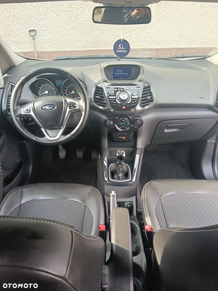 Ford EcoSport - 11