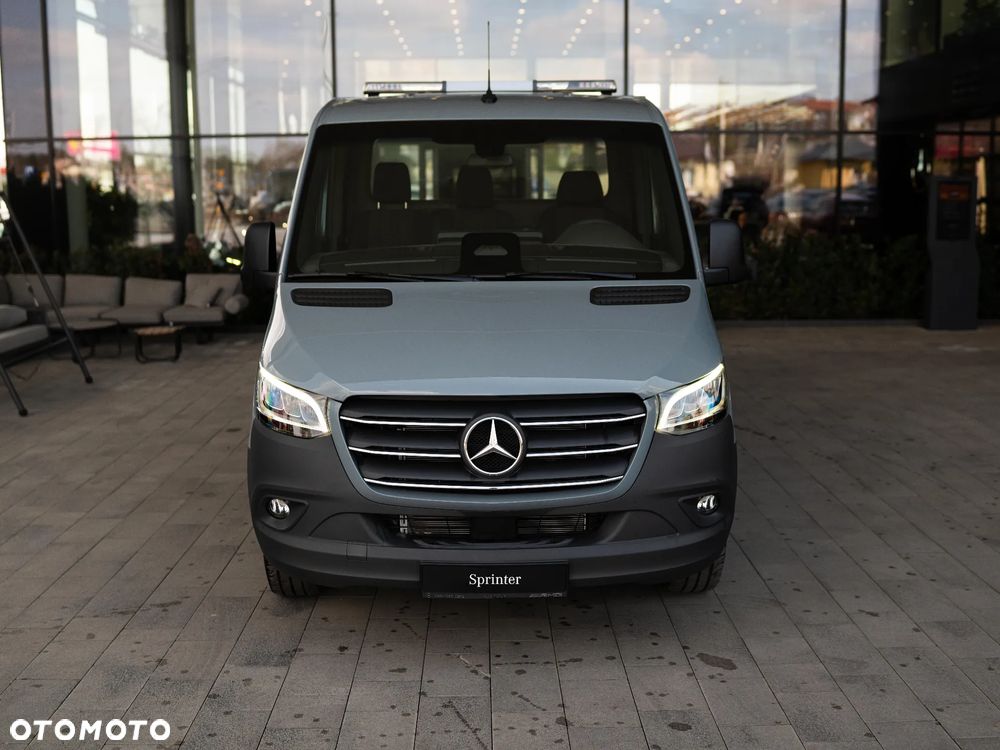 Mercedes-Benz Sprinter - 2