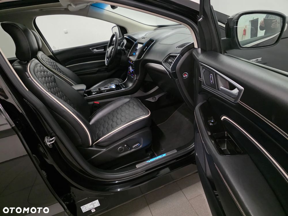 Ford Edge 2.0 EcoBlue Twin-Turbo 4WD ST-Line - 29