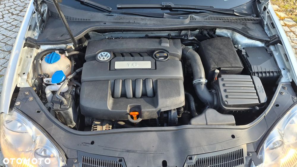 Volkswagen Golf 1.6 Team - 14