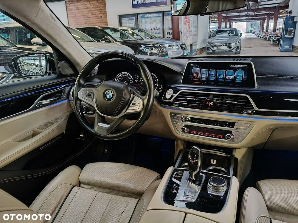 BMW Seria 7 - 14