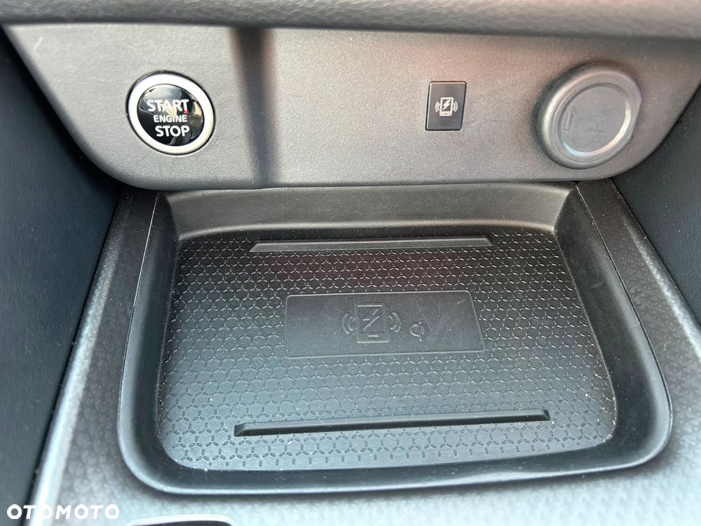 Nissan Qashqai 1.3 DIG-T MHEV N-Connecta Xtronic - 16