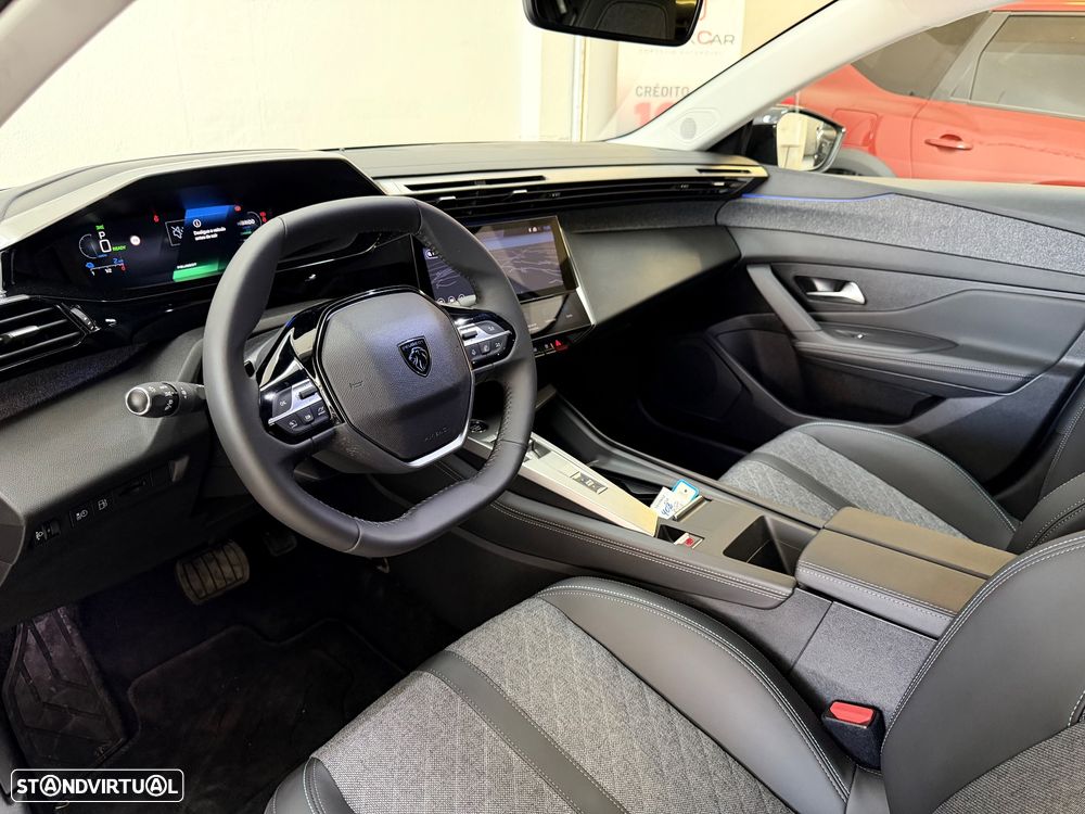 Peugeot 408 - 19