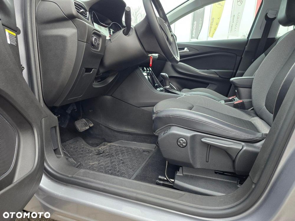 Opel Grandland X 1.2 T GPF Enjoy S&S - 12