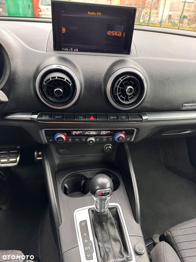 Audi A3 Sportback 1.5 TFSI S tronic - 12