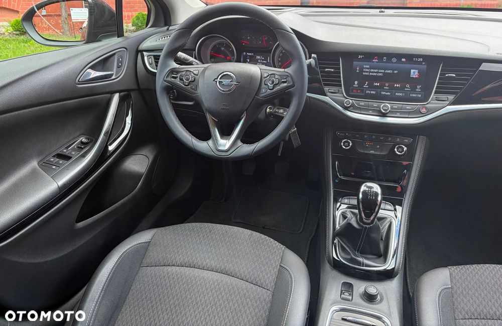 Opel Astra 1.6 CDTI Cosmo - 14