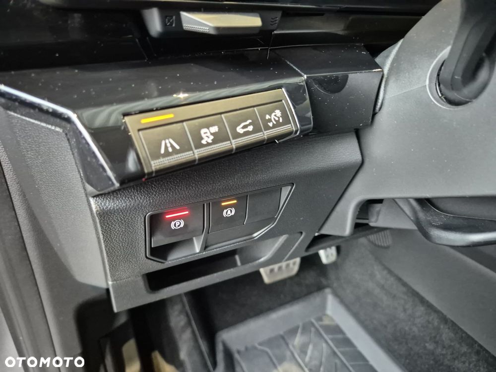 Renault Austral 1.3 TCe mHEV Esprit Alpine - 11