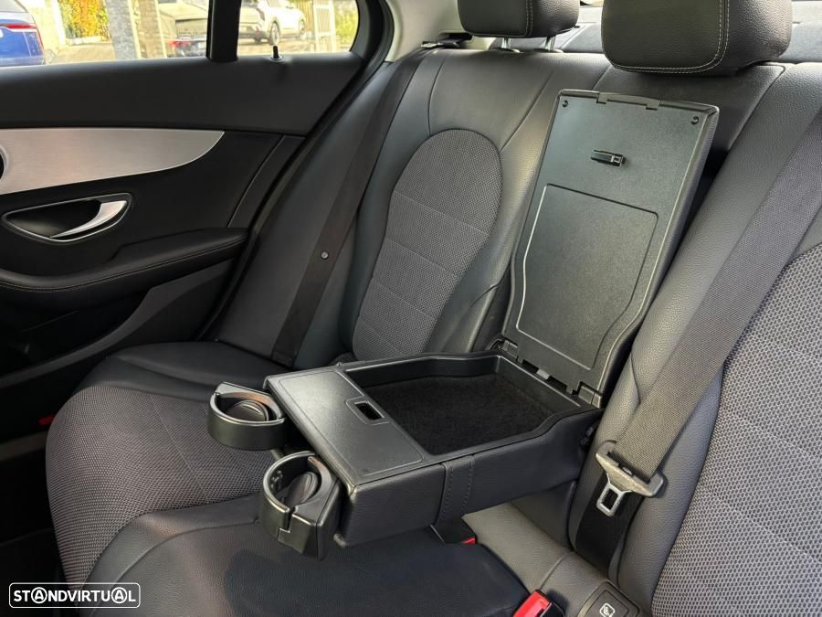 Mercedes-Benz C 300 de Avantgarde - 26
