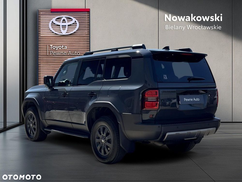 Toyota Land Cruiser LC 2.8 D-4D Invincible - 2