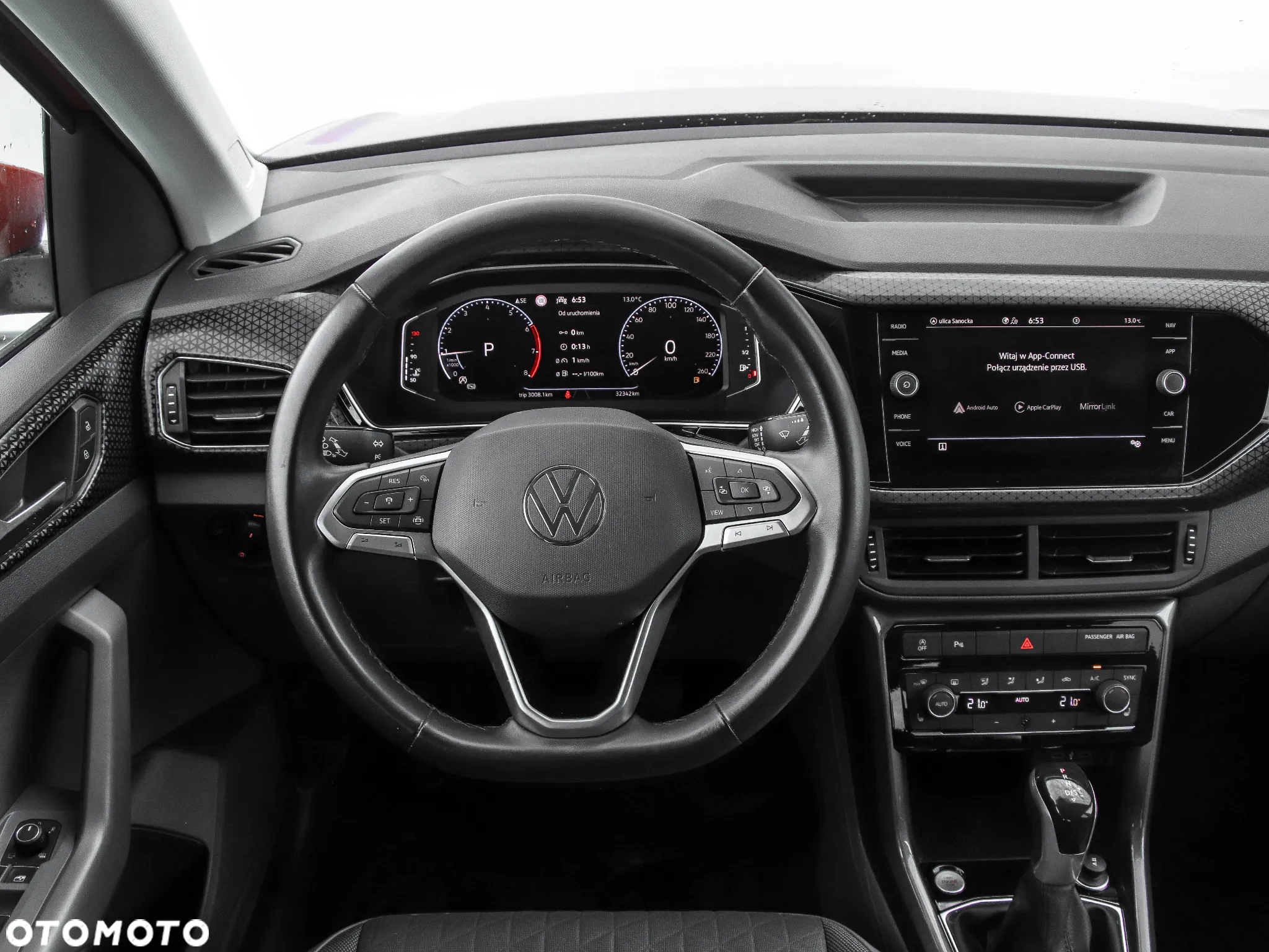 Volkswagen T-Cross 1.0 TSI Style DSG - 17