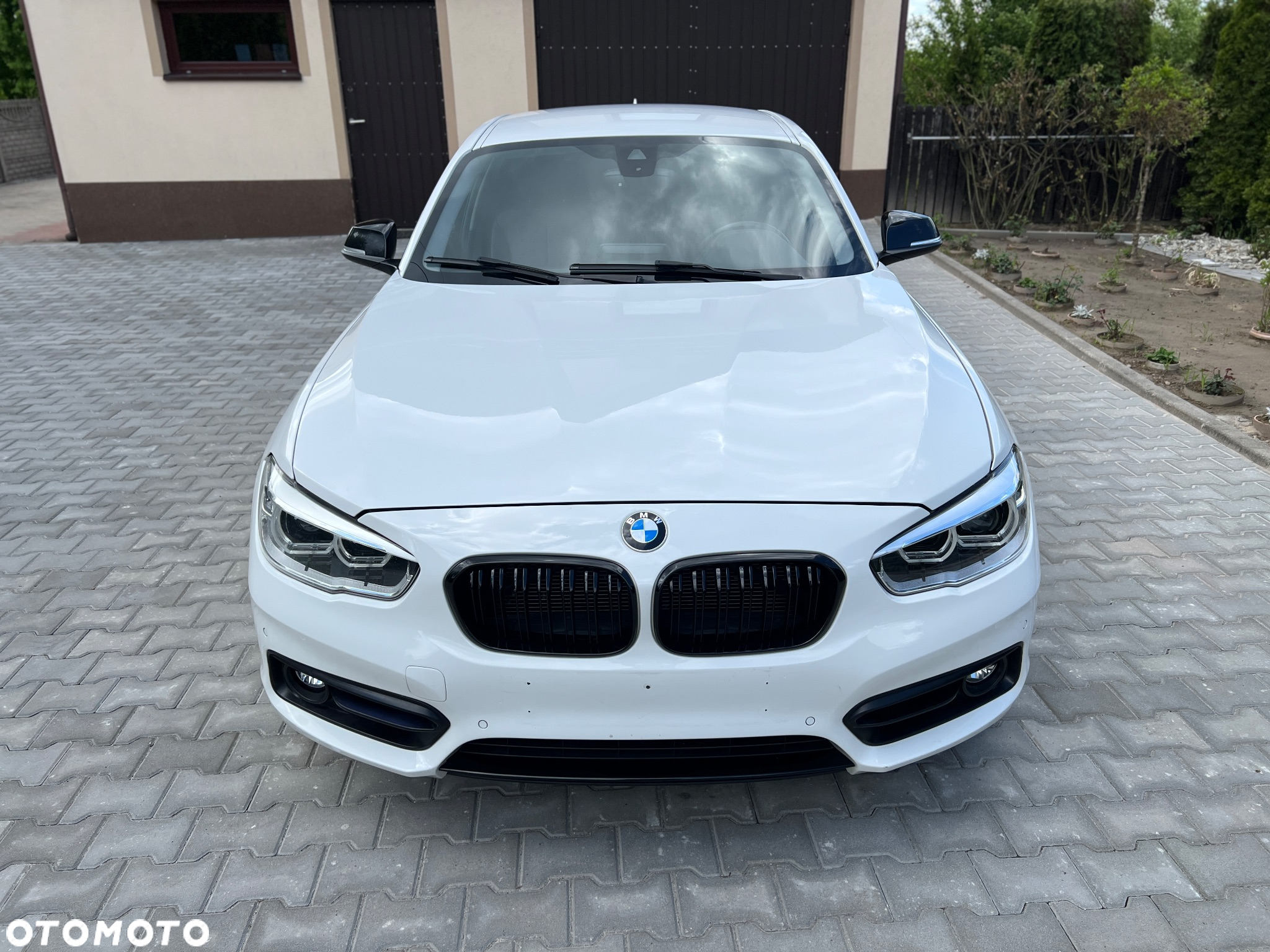 BMW Seria 1 118i Sport Line Shadow - 9