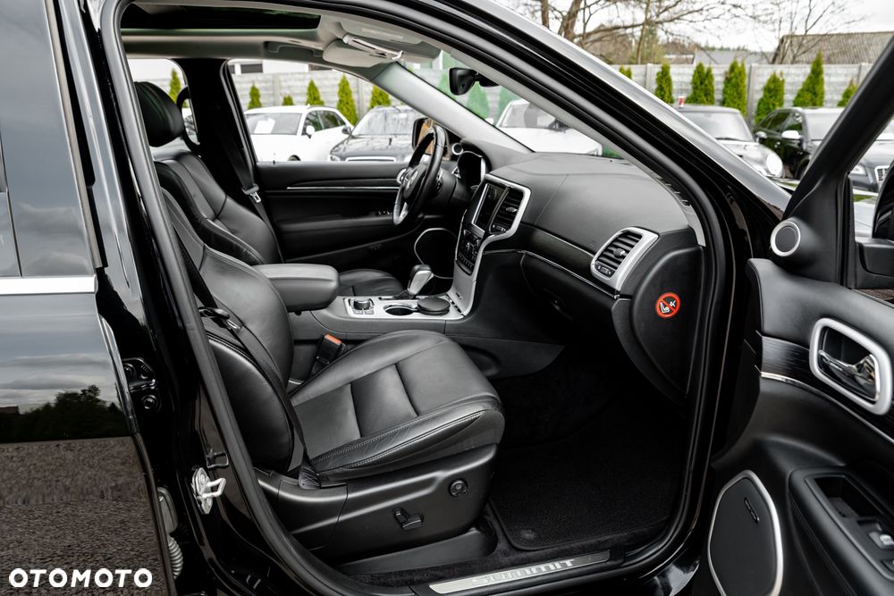 Jeep Grand Cherokee 3.0 CRD Overland Summit - 24