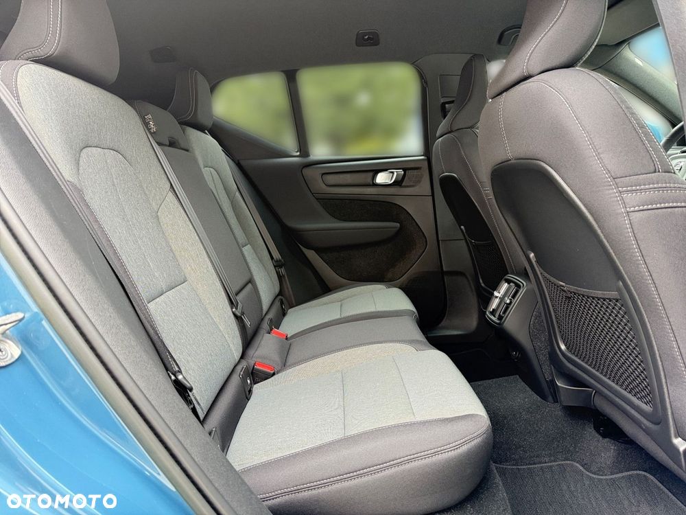 Volvo XC 40 - 28