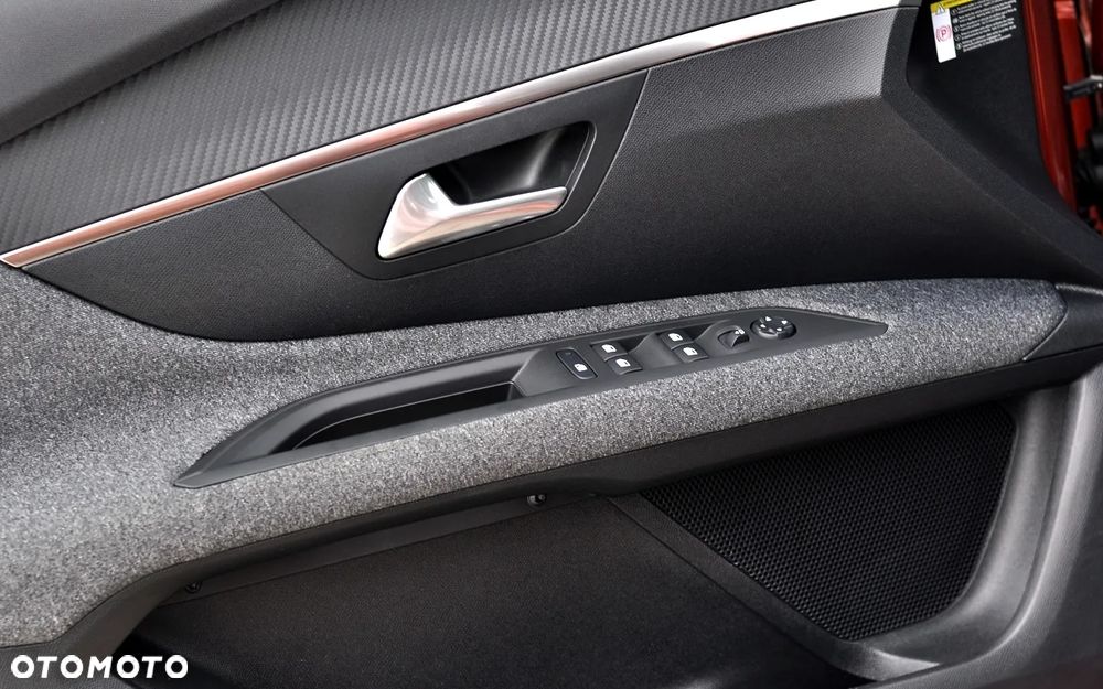 Peugeot 3008 1.2 PureTech Allure S&S - 19