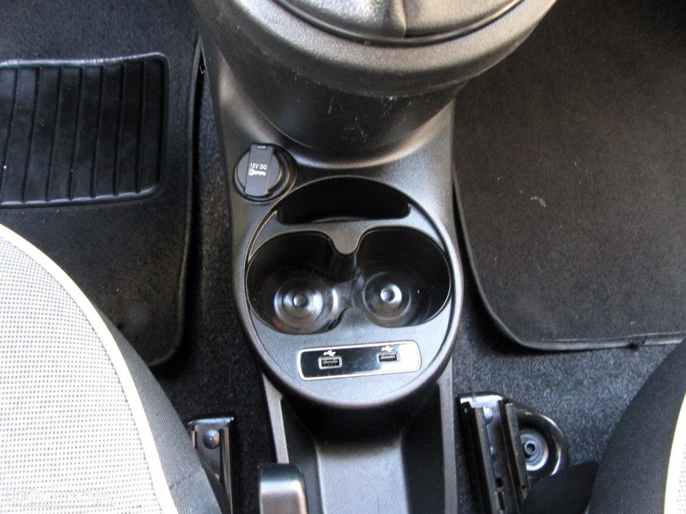 Fiat 500C 1.0 Hybrid - 10