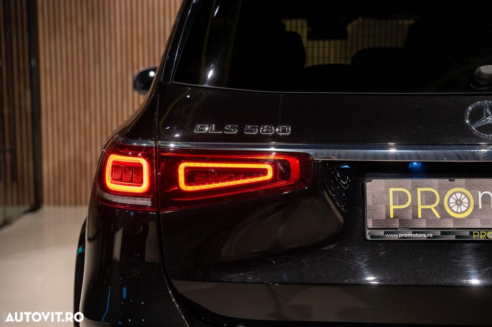 Mercedes-Benz GLS - 20