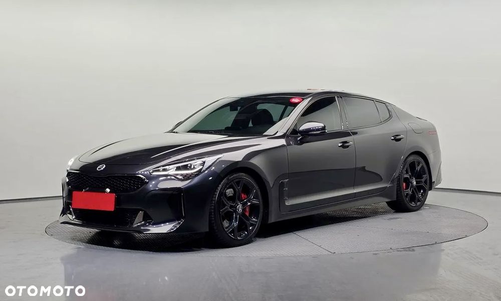 Kia Stinger - 2