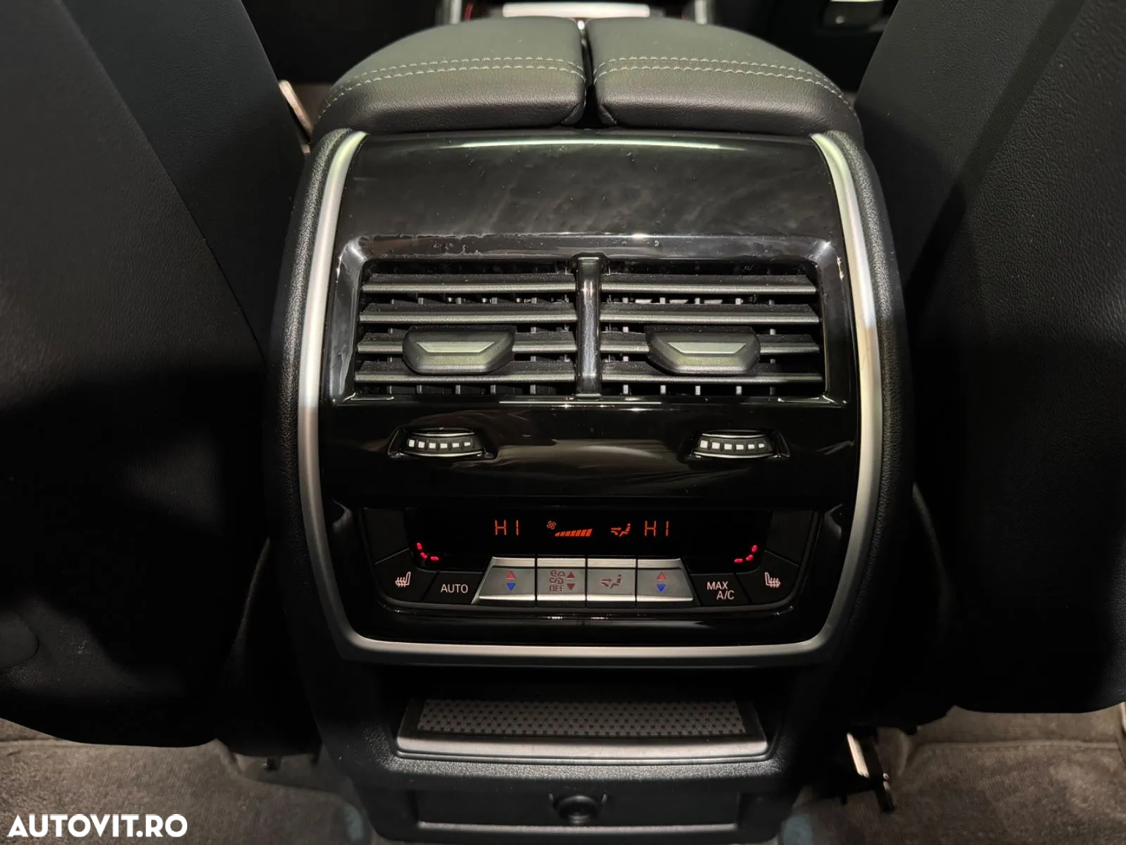 BMW X6 xDrive40i - 11