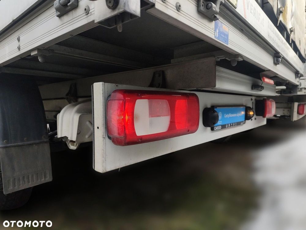 Volkswagen Crafter 35 Podwójna kabina - 28