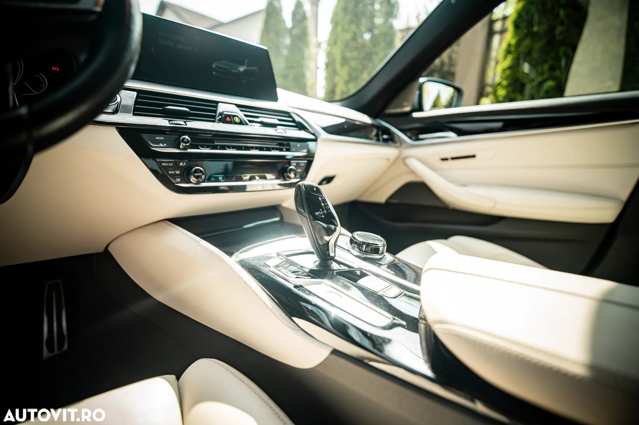 BMW Seria 5 540i xDrive AT - 21