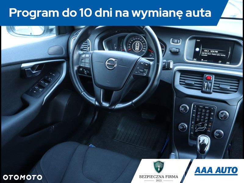 Volvo V40 - 9
