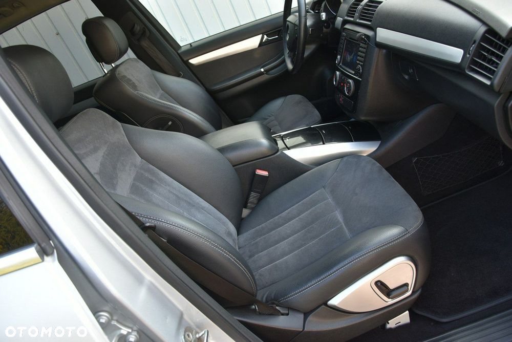 Mercedes-Benz Klasa R - 19