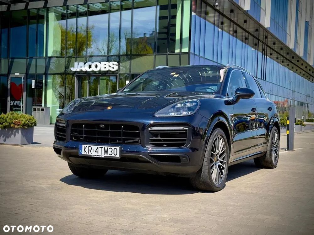 Porsche Cayenne E-Hybrid - 1
