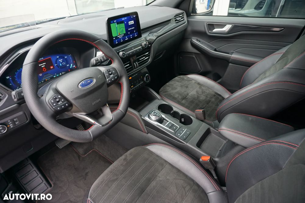 Ford Kuga 2.5 Duratec PHEV ST Line X - 29