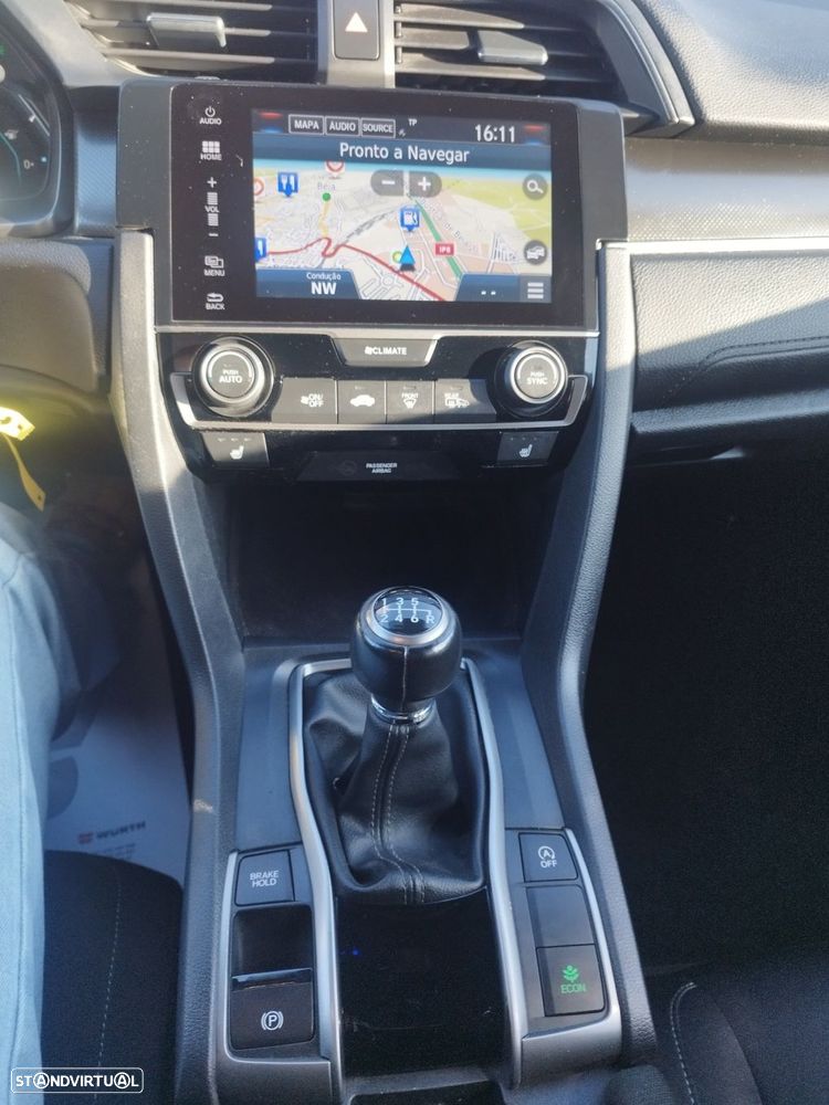 Honda Civic 1.0 i-VTEC Executive Premium - 7