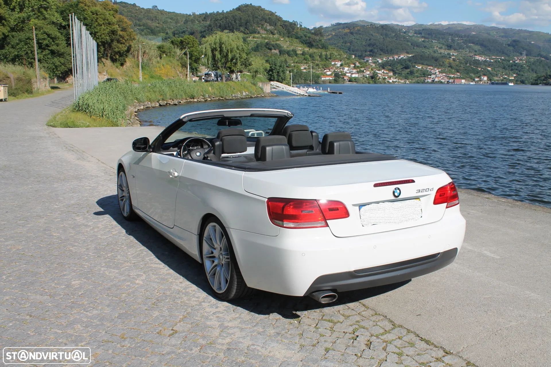 BMW 320 d Cabrio - 1
