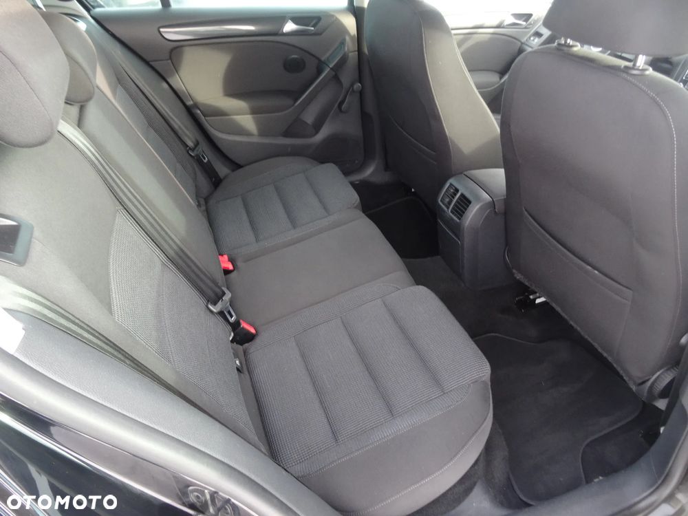 Volkswagen Golf 1.6 TDI DPF Comfortline - 15