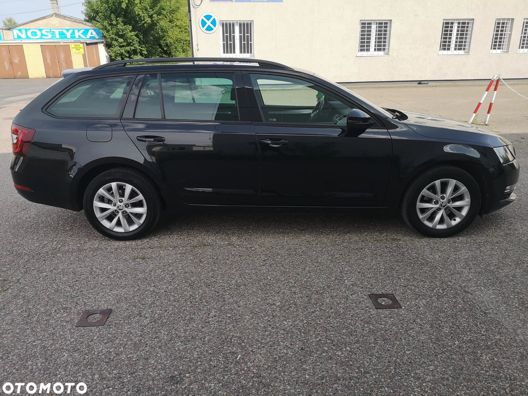 Skoda Octavia 1.6 TDI Ambition DSG - 13