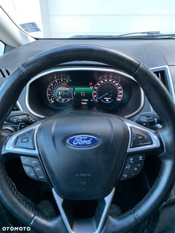 Ford S-Max 2.0 TDCi Titanium PowerShift - 7