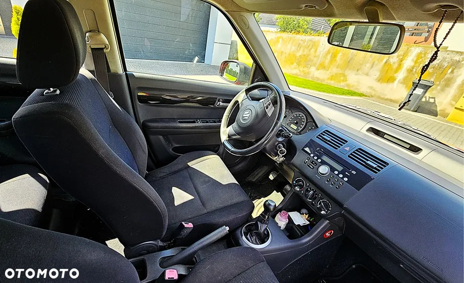 Suzuki Swift 1.3 Comfort+ - 6