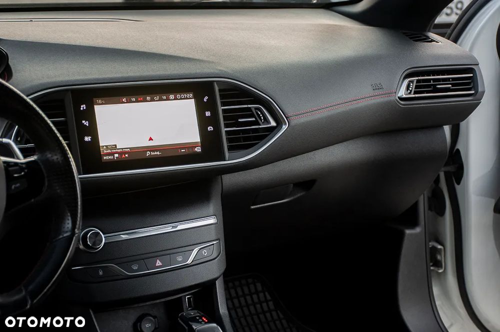 Peugeot 308 - 33