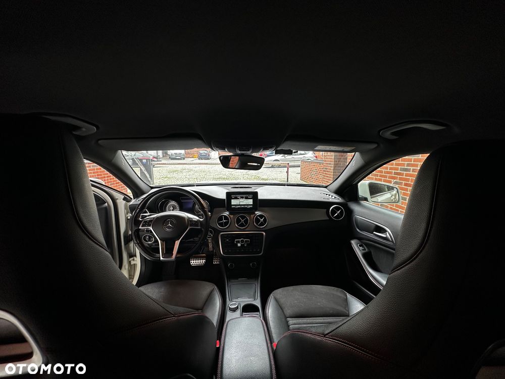 Mercedes-Benz GLA 200 (CDI) d 4-Matic - 24