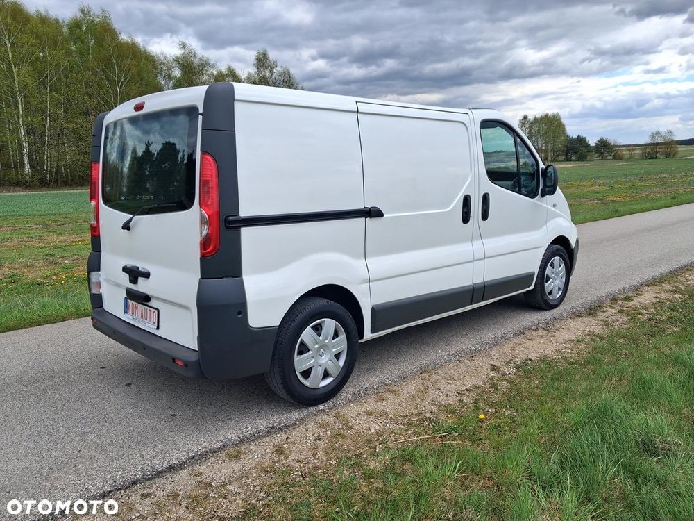 Renault Trafic - 9
