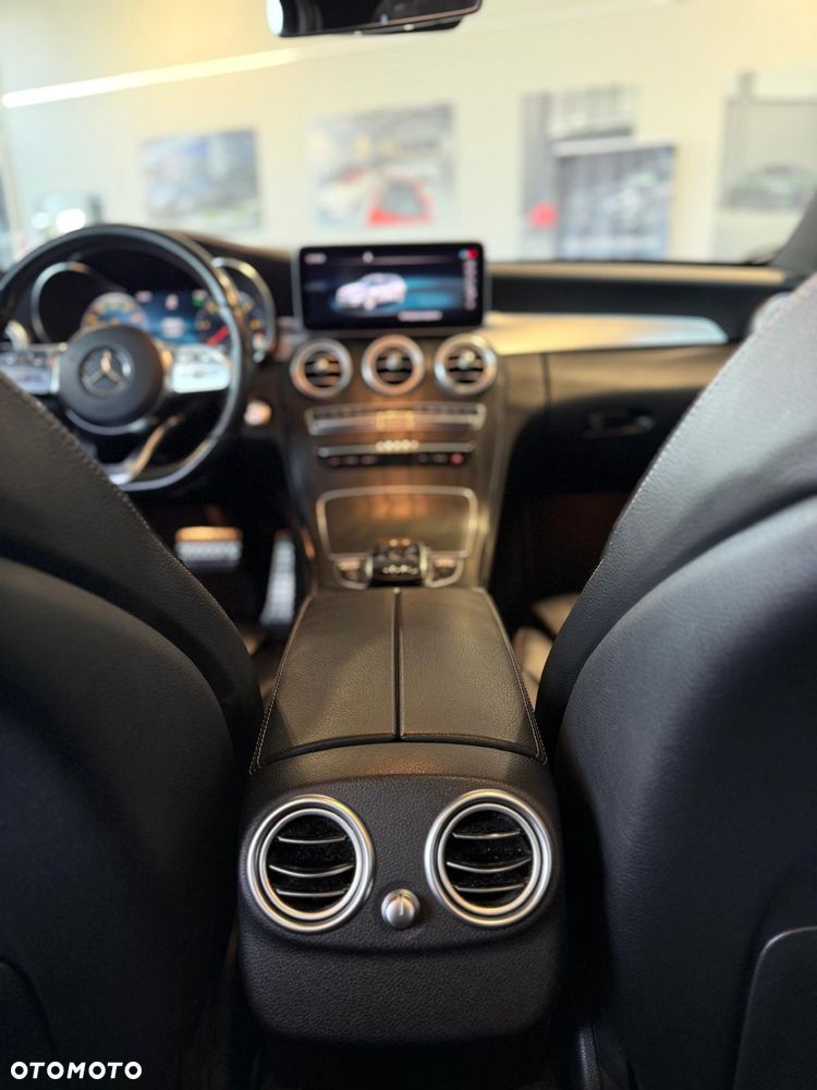 Mercedes-Benz Klasa C 200 d 9G-TRONIC AMG Line - 26