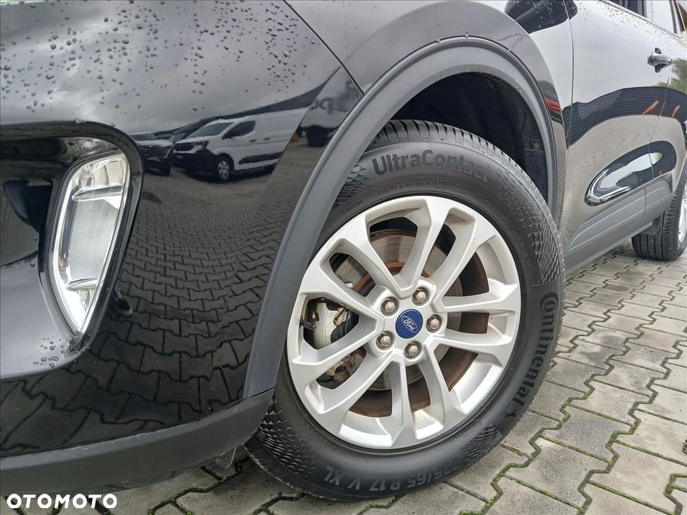 Ford Kuga 2.5 FHEV FWD Titanium - 30